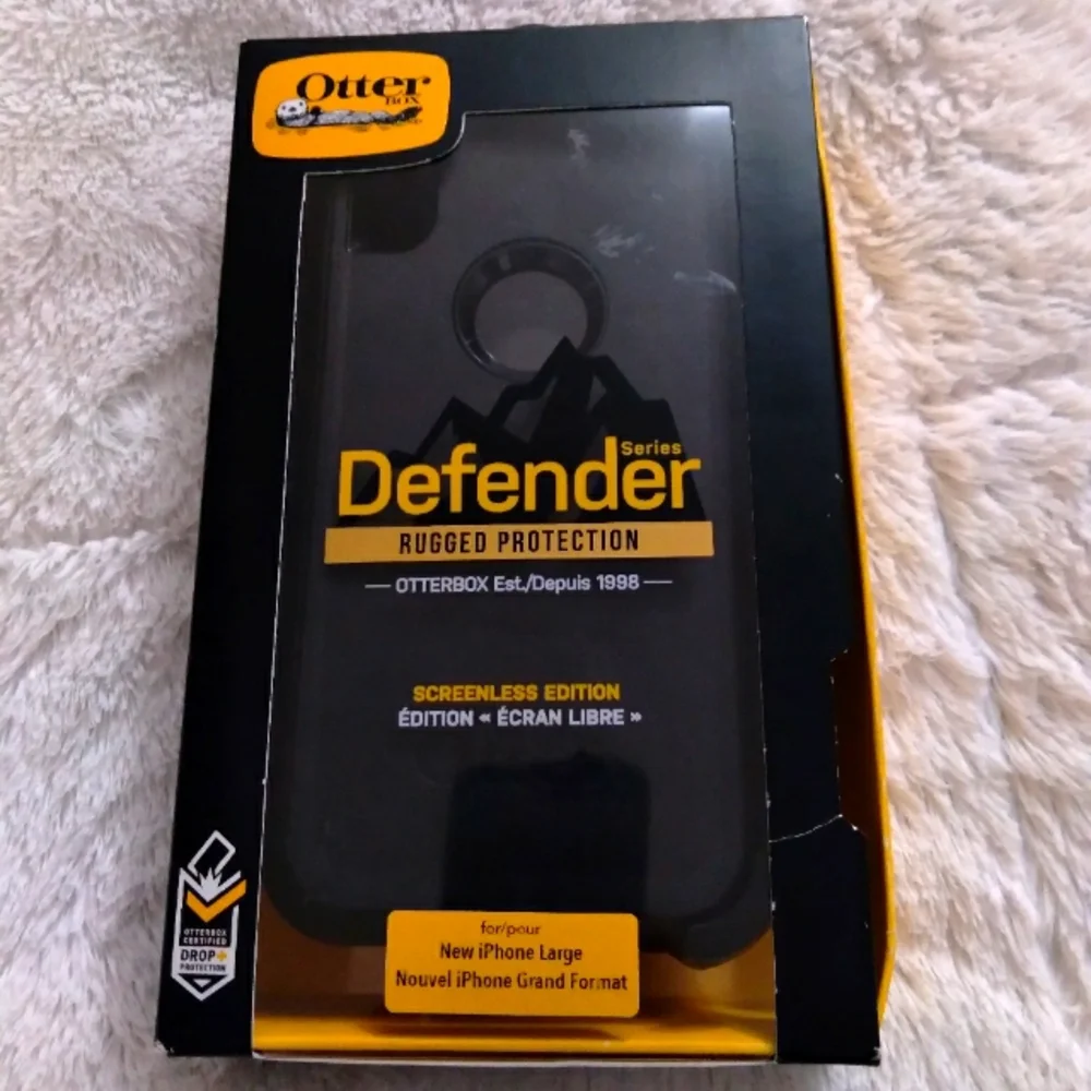Otter Box for New iphone Large,Casé with clip..